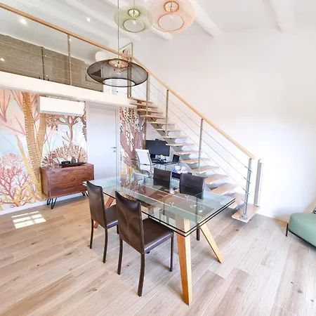 4 Stars By The Sea - Wifi - Parking - Clim Feriehus