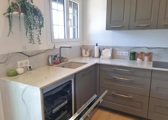 4 Stars By The Sea - Wifi - Parking - Clim Le Lavandou